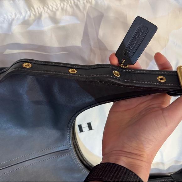 Coach Ergo 33 - Picture 5 of 12